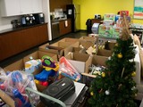 Vigilant Global donates $4000-worth of goods for Spirit of Giving 2013 campaign